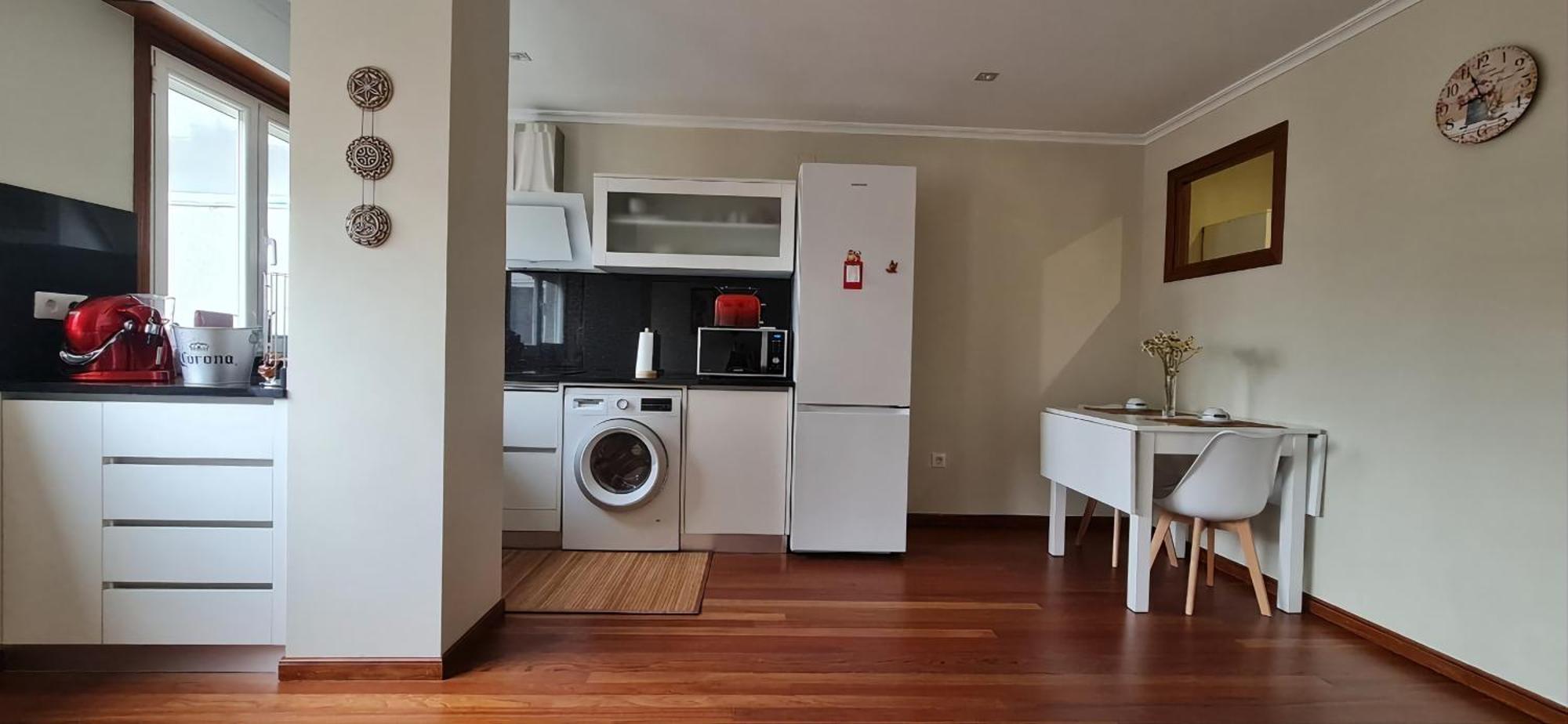 Estudio Centrico Con Terraza Xinzo de Limia Eksteriør billede